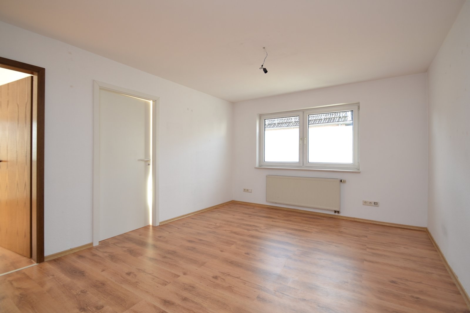 Büro - Praxis - Geschäftshaus im Zentrum von Dierdorf / A3 Köln-Frankfurt