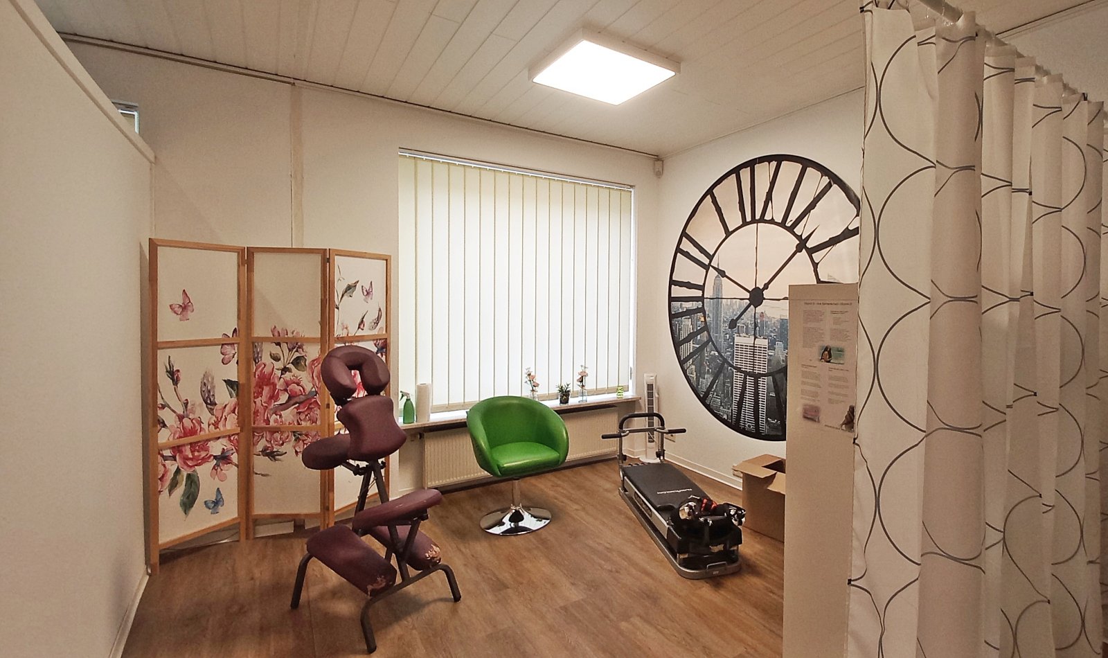 Büro - Praxis Sorglos-Immobilie: Geschäftshaus im Zentrum von Dierdorf / A3 Köln-Frankfurt