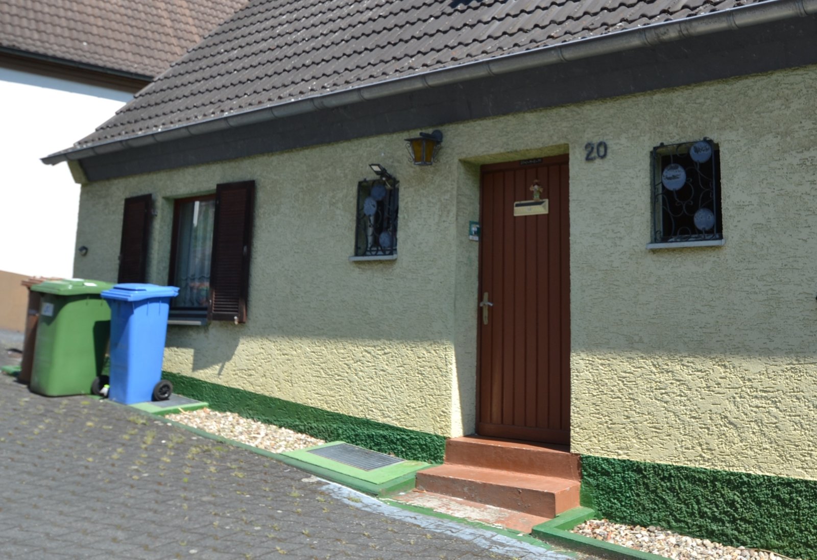 Handwerker aufgepasst: Sanierungsbedürftiges Ein- bis Zweifamilienhaus