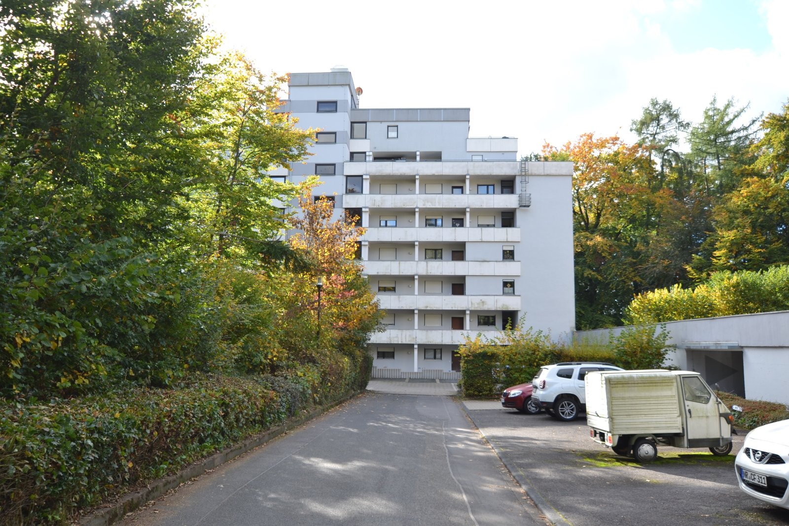 Anlageobjekt: Penthouse-Wohnung Nähe Neuwied am Rhein, teilsaniert