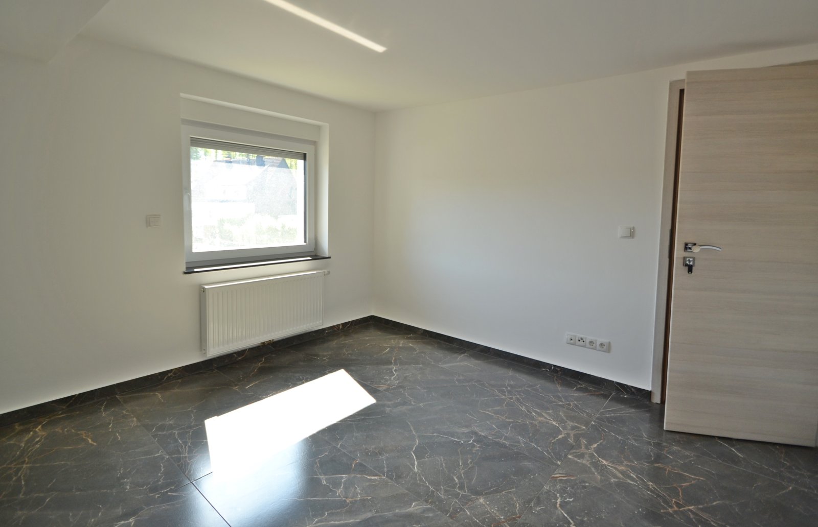 Schlafzimmer / Kinderzimmer 1