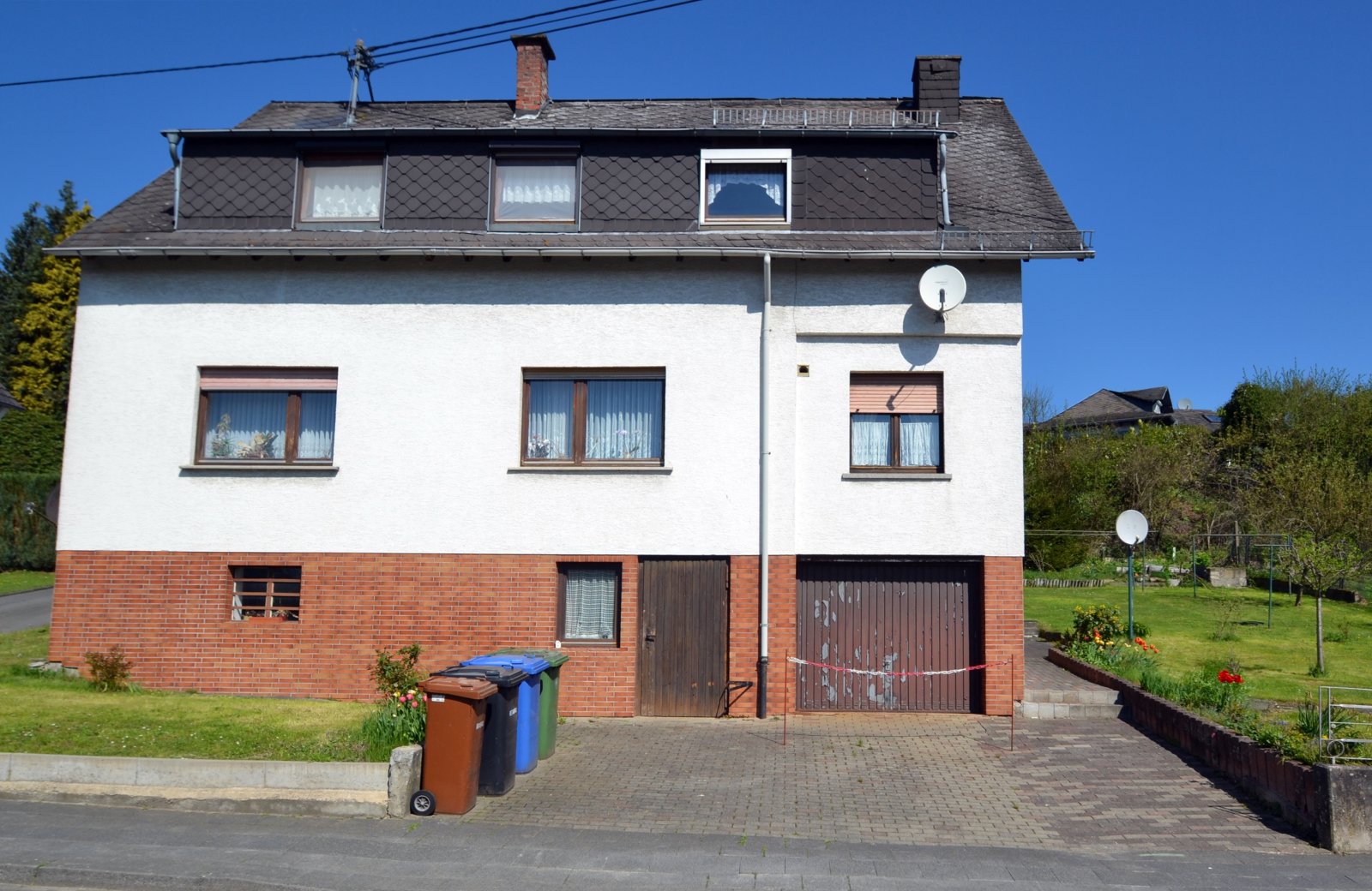 Ansicht straßenseitig, Südseite