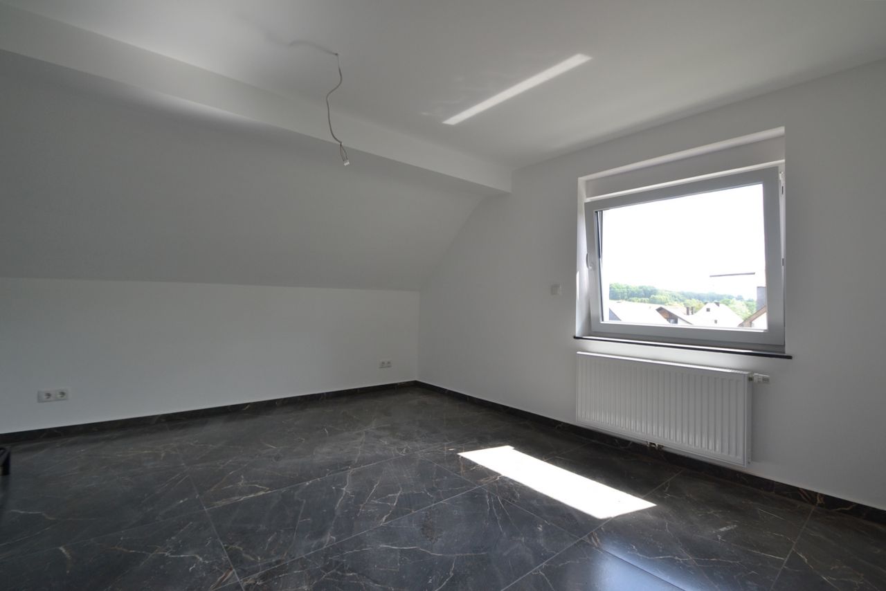 Schlafzimmer DG (W2)
