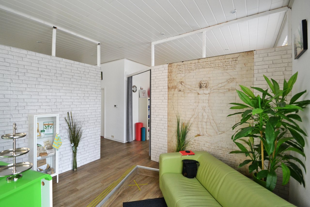 Beispiel Büro/Praxis EG