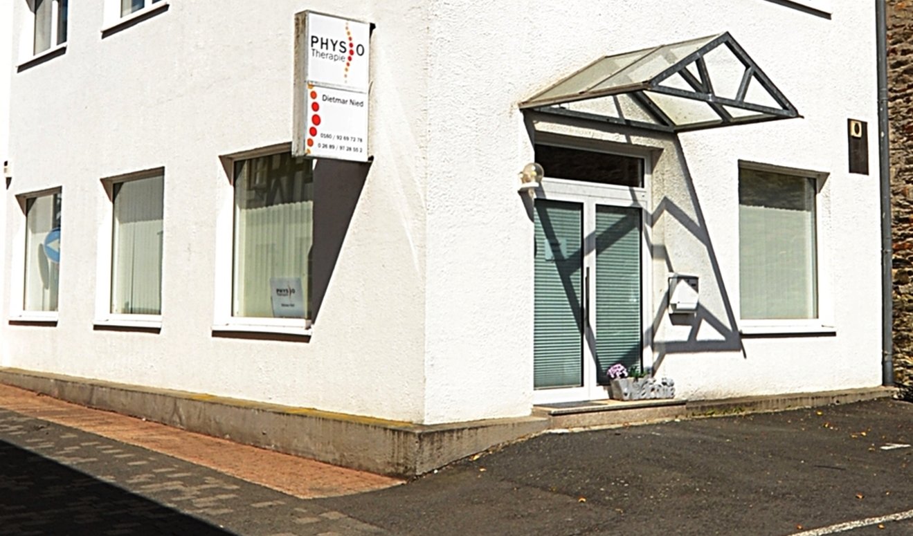 Büro-/Praxis im Erdgeschoss Büro-/Praxis im Erdgeschoss