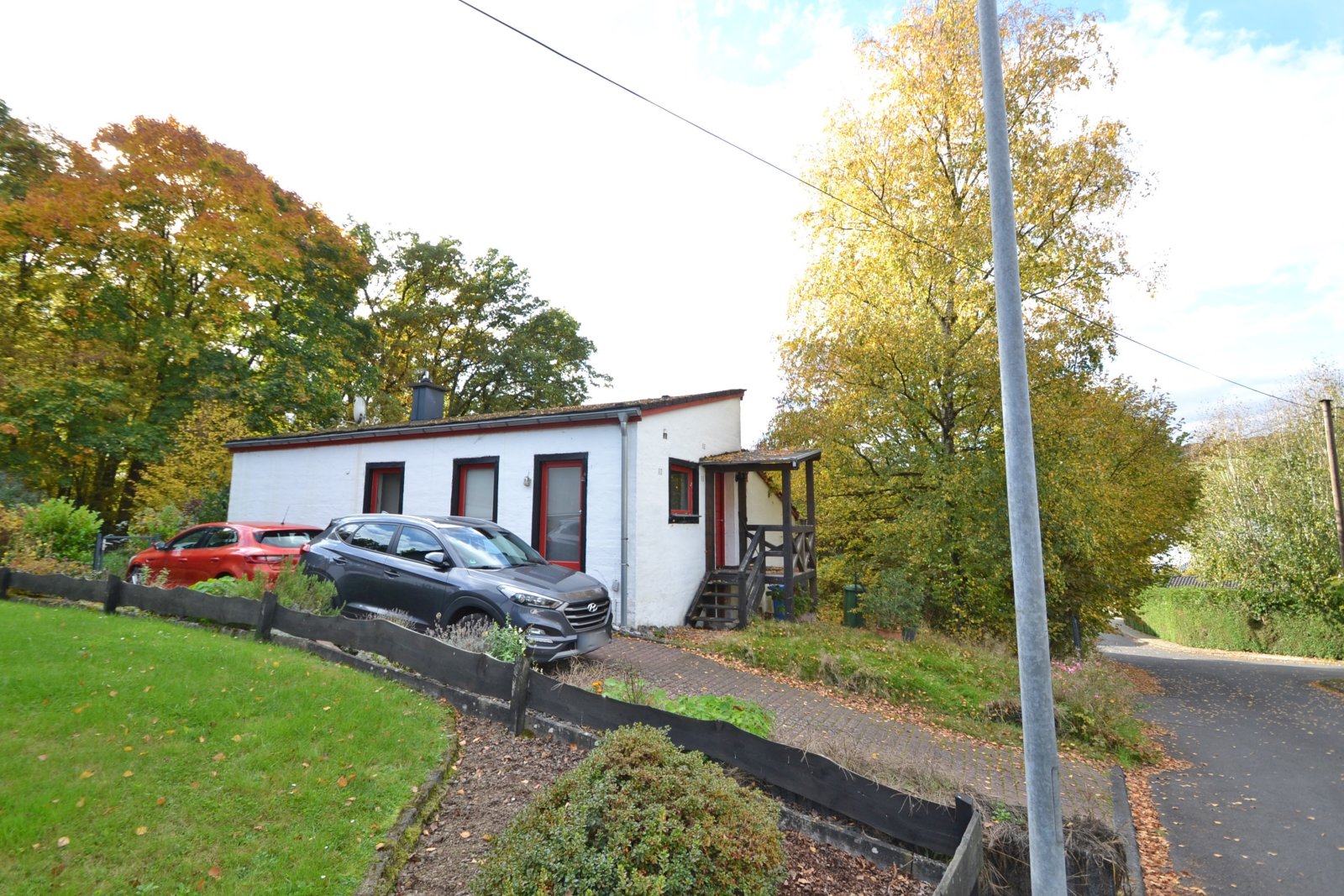 Kleines Haus am Wald Kleines Haus am Wald