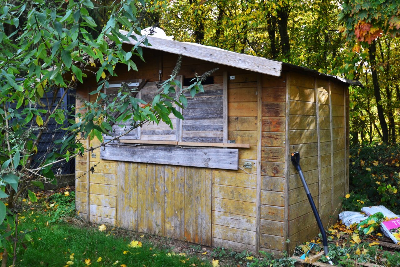 Holzlagerschuppen Holzlagerschuppen