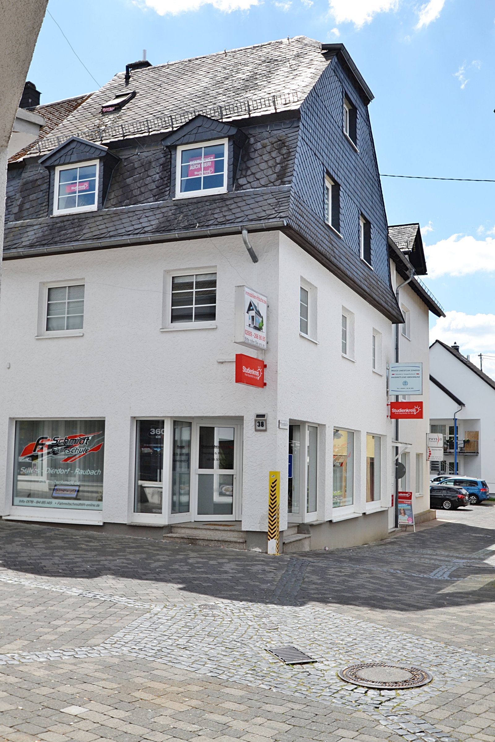 Zentrale, werbewirksame Lage Zentrale, werbewirksame Lage