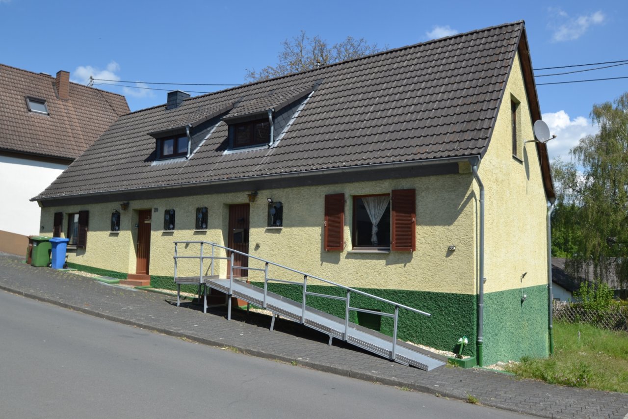 Ansicht straßenseitig