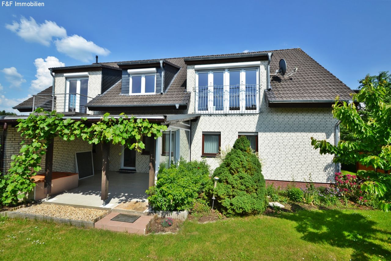 Dierdorf-Stadt: Großes Ein- bis Zweifamilienhaus in Dierdorf, Wfl./Nfl. 380 m², Nähe A3 Köln-Frankfurt  Dierdorf-Stadt: Großes Ein- bis Zweifamilienhaus in Dierdorf, Wfl./Nfl. 380 m², Nähe A3 Köln-Frankfurt